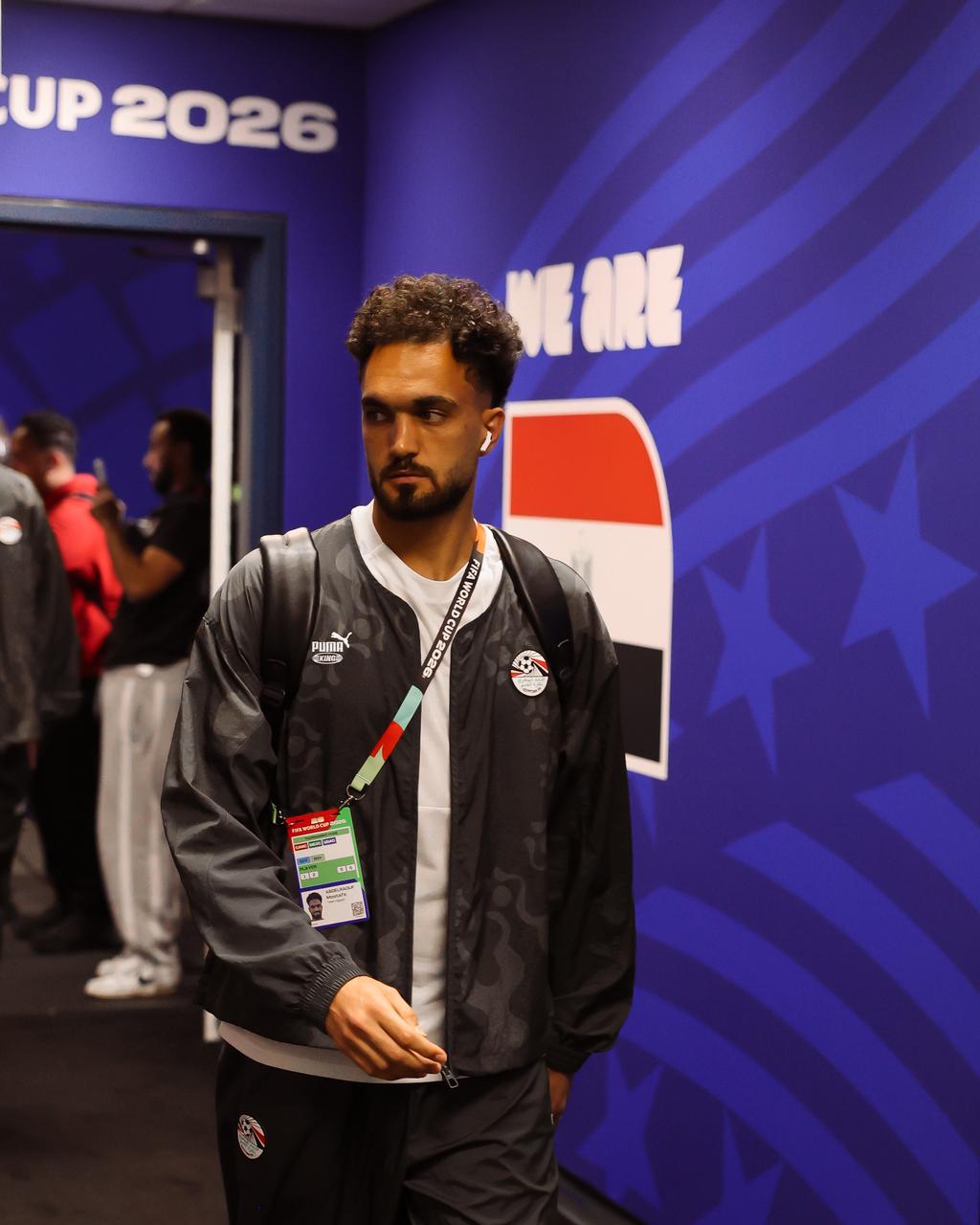 بالصور.. وصول منتخب مصر إلى ملعب مواجهة إيران في المونديال
