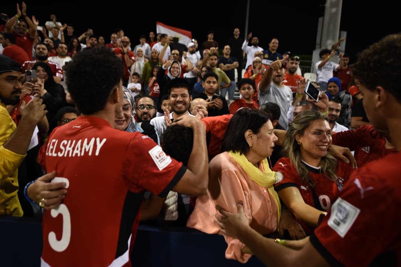 فرحة المنتخب الوطني تحت 17 سنة بعد التعادل مع فنزويلا بعشرة لاعبين