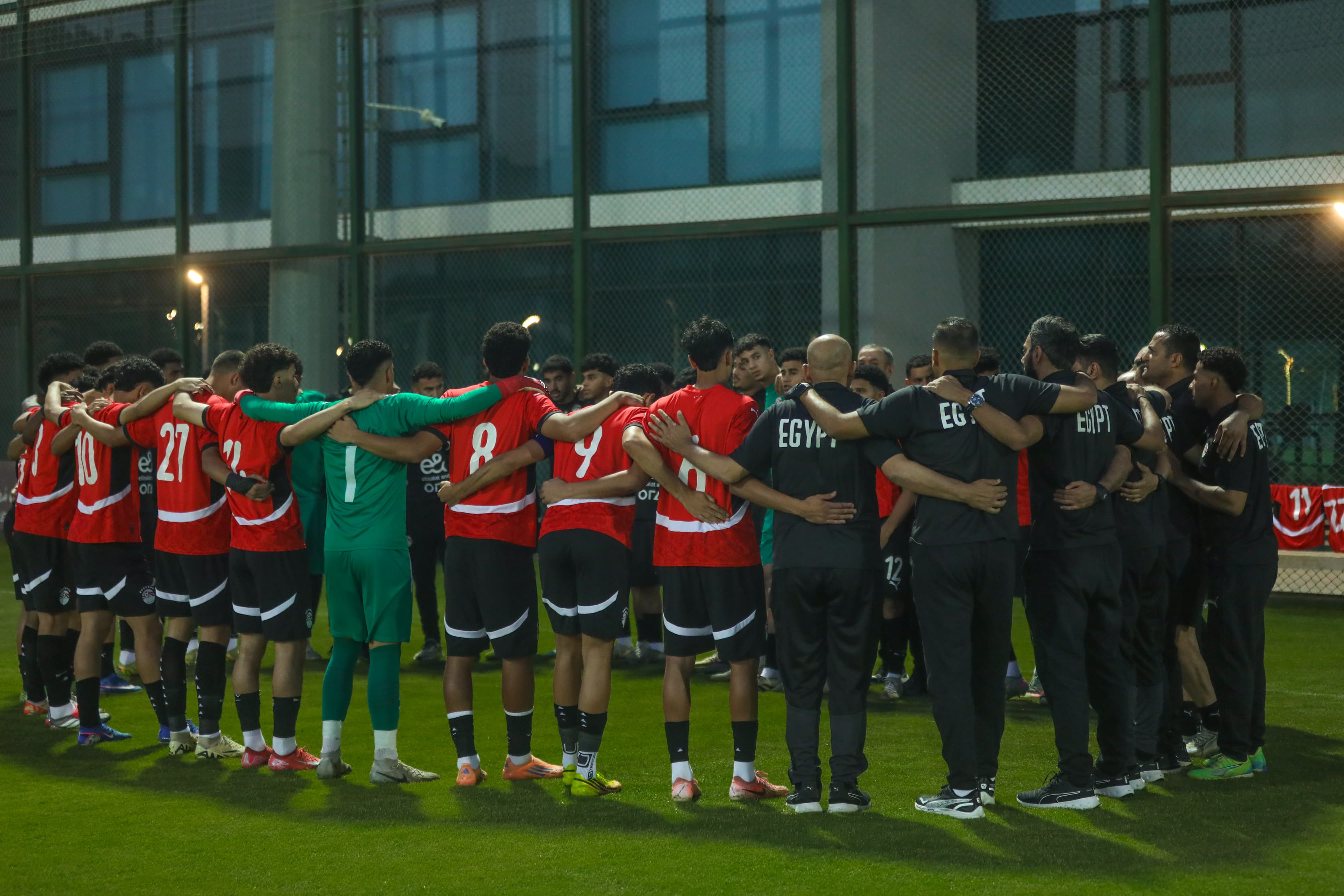  بالصور.. منتخب الشباب يواجه روسيا ودياً للمرة الثانية 
