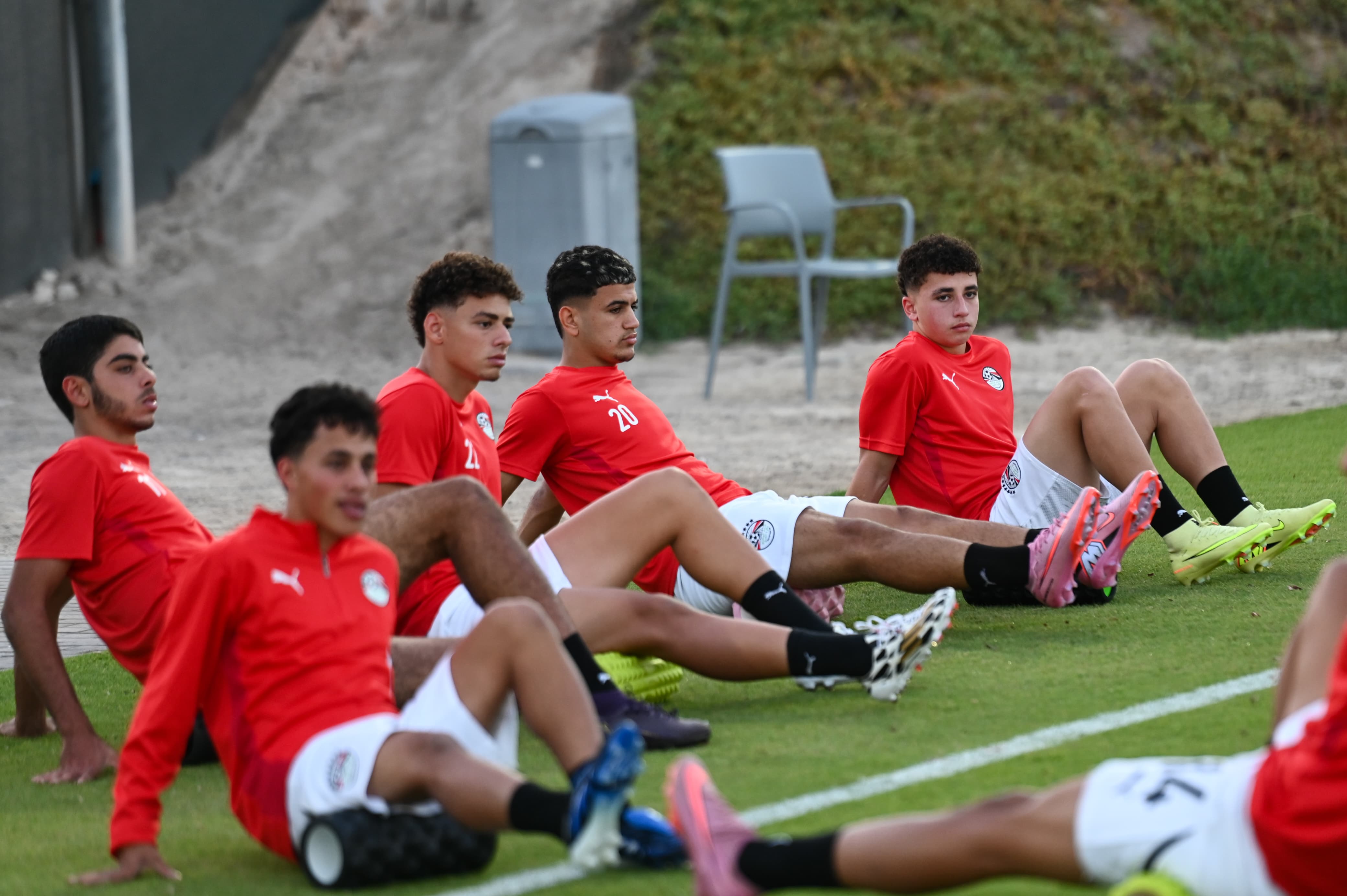 المنتخب الوطني تحت 17 عامًا يختتم استعداداته لمواجهة قطر وديًا 