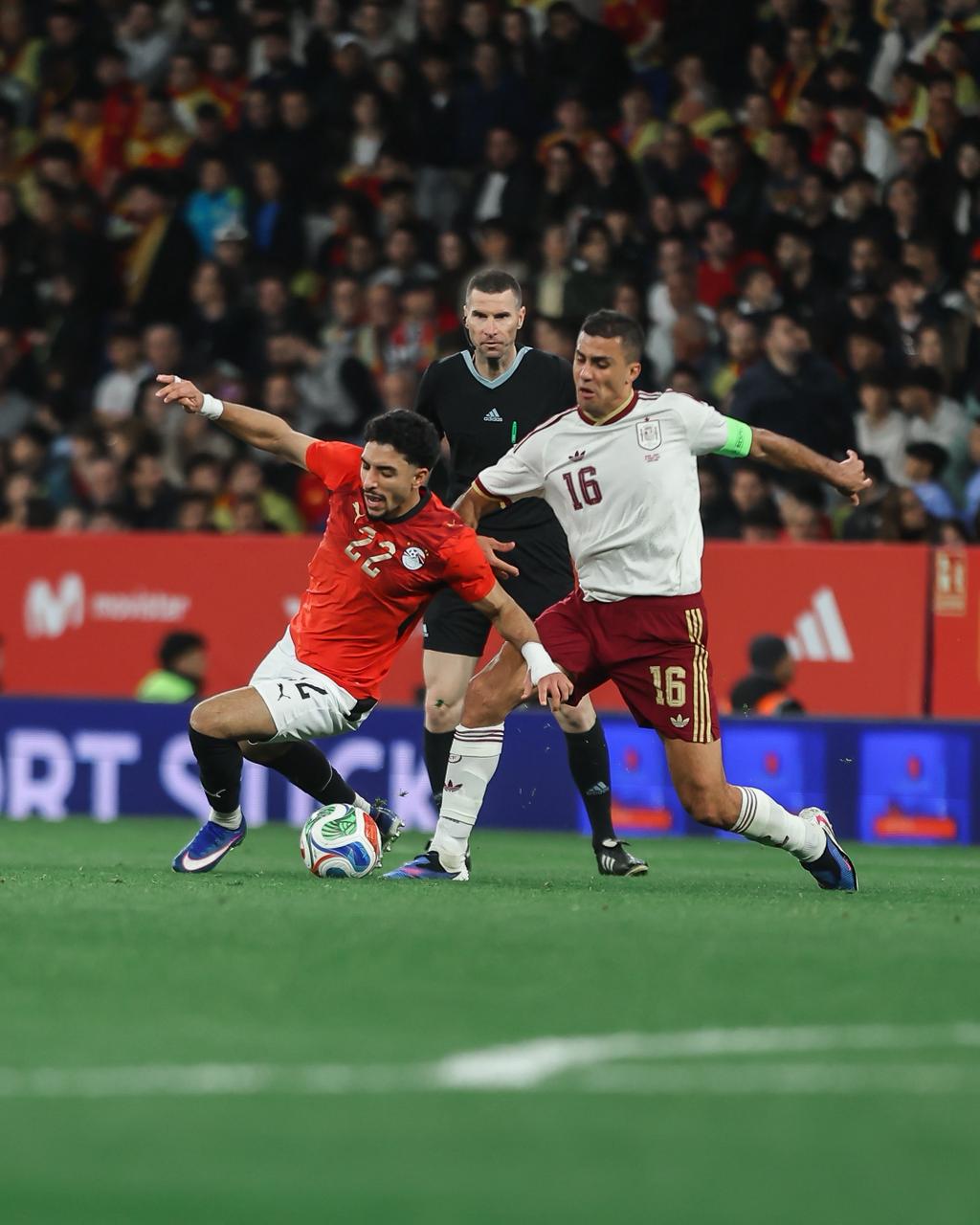 بالصور .. منتخب مصر يتعادل مع إسبانيا بعد أداء رائع