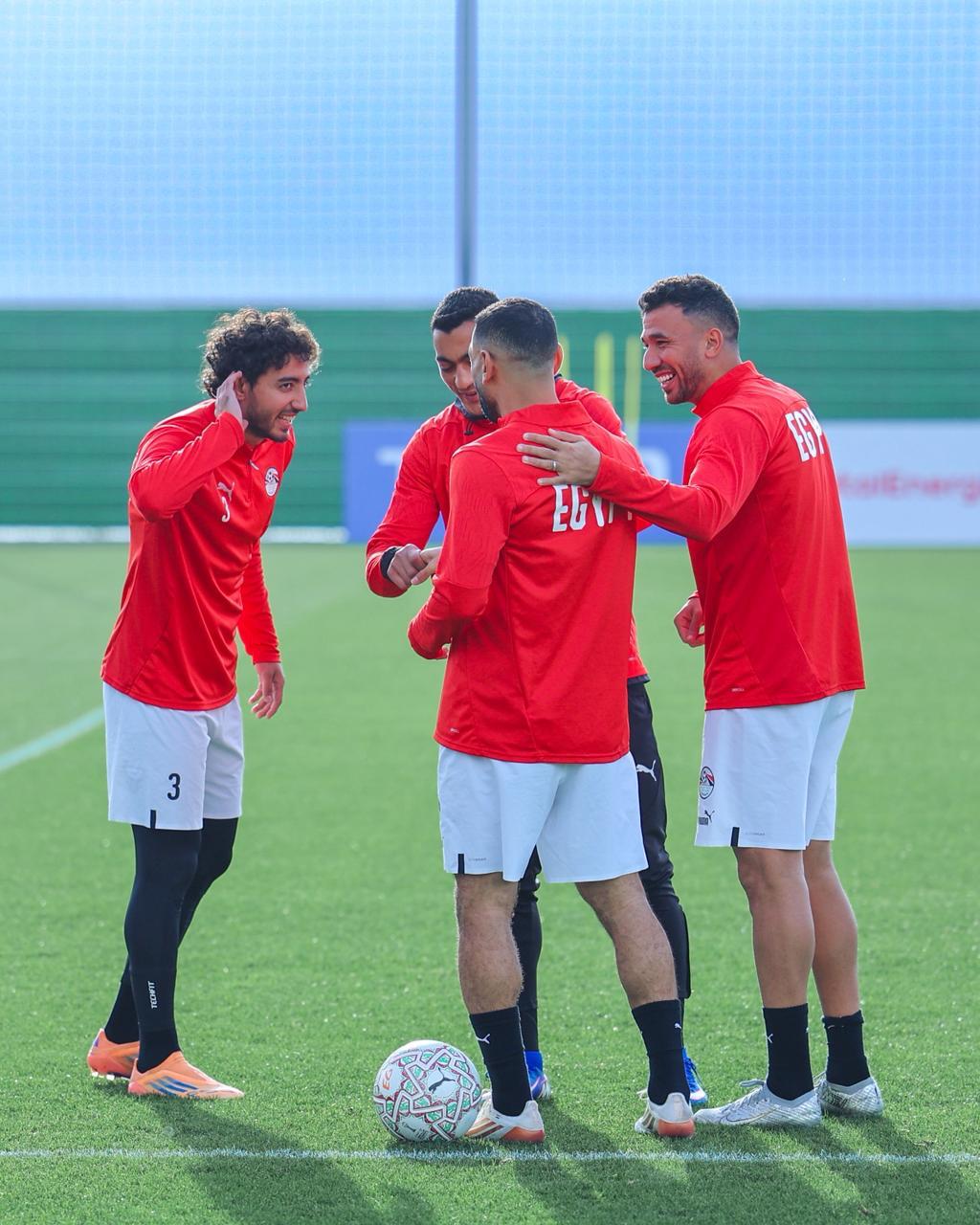 منتخب مصر يختتم تدريباته قبل مواجهة بنين غدًا