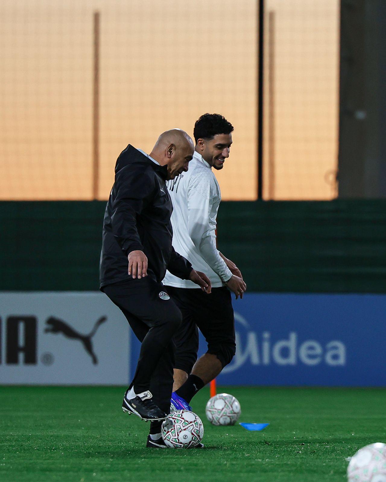 منتخب مصر يواصل تدريباته استعدادًا لضربة البداية أمام زيمبابوي في كأس الأمم الأفريقية