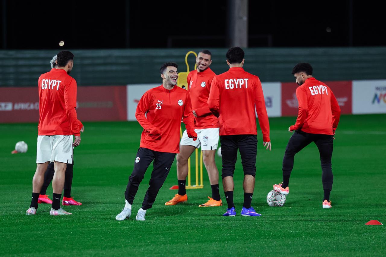 منتخب مصر يخوض أولى تدريباته بمدينة أكادير استعدادًا لمواجهة زيمبابوي بأمم أفريقيا