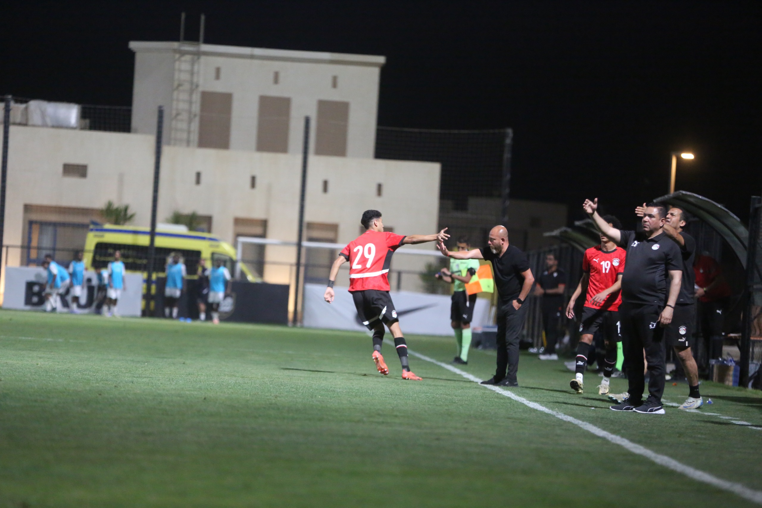 بالصور: منتخب الشباب يكرر فوزه على نظيره العماني (2 - 1) ودياً