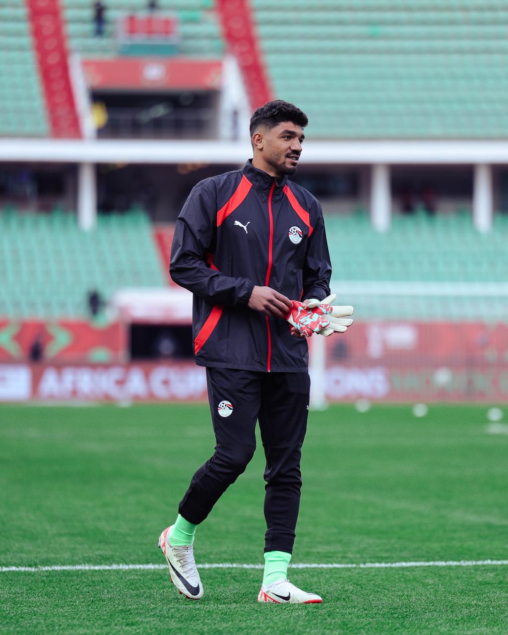 لاعبو منتخب مصر قبل مواجهة أنجولا