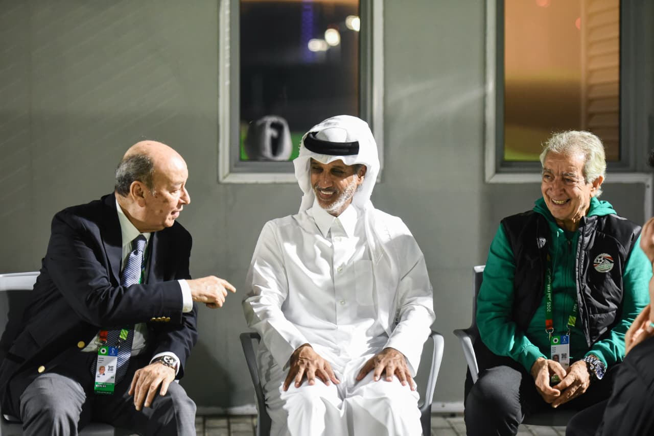 وزير الشباب والرياضة القطري يحضر مران منتخب مصر المشارك في كأس العرب
