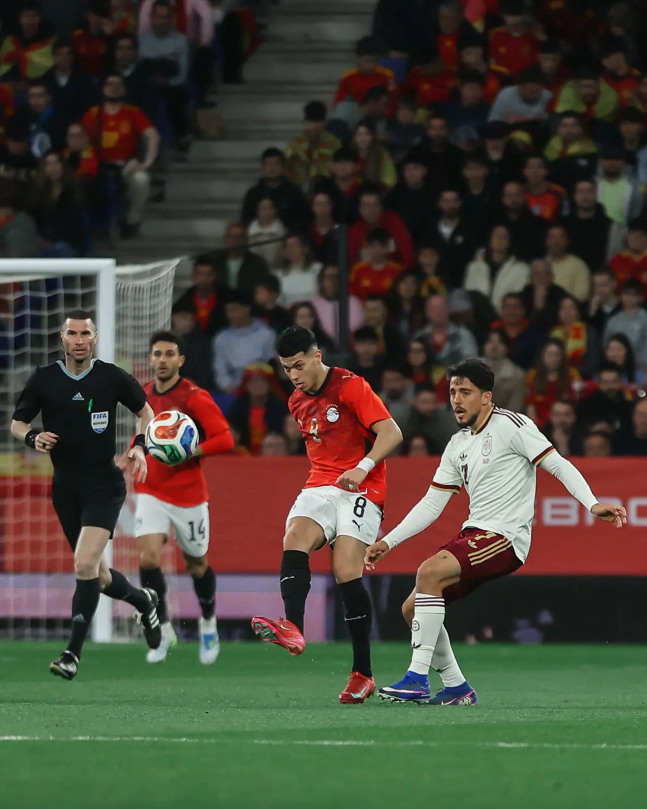 بالصور .. منتخب مصر يتعادل مع إسبانيا بعد أداء رائع