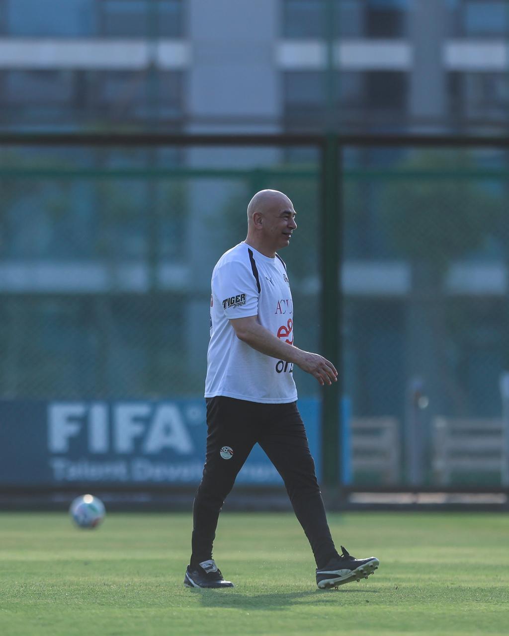 بالصور: منتخب مصر يواصل تدريباته استعدادا لروسيا بحضور مرموش وعبد الكريم