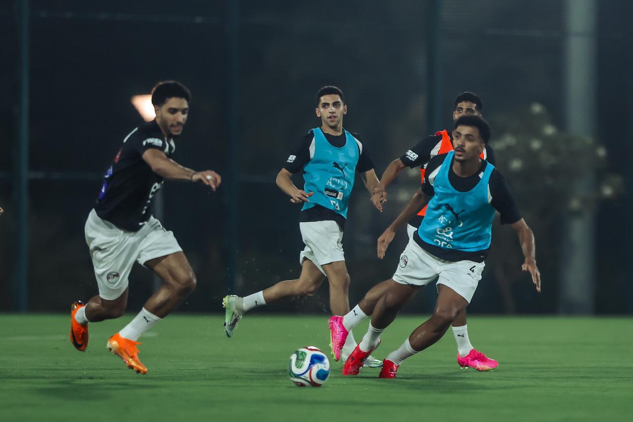 منتخب مصر يخوض تدريبه الأول في جدة استعداداً لودية السعودية 