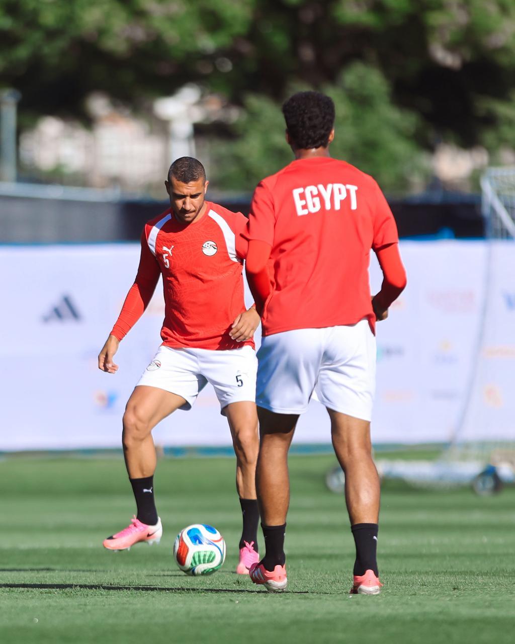 بالصور.. منتخب مصر يختتم تدريباته بفانكوفر استعداداً لمواجهة نيوزيلندا