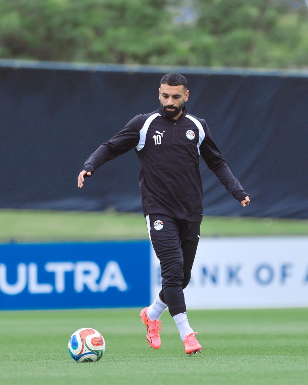 بالصور..منتخب مصر يواصل تدريباته بسبوكين استعداداً لأستراليا.. وعودة صلاح وفتحي