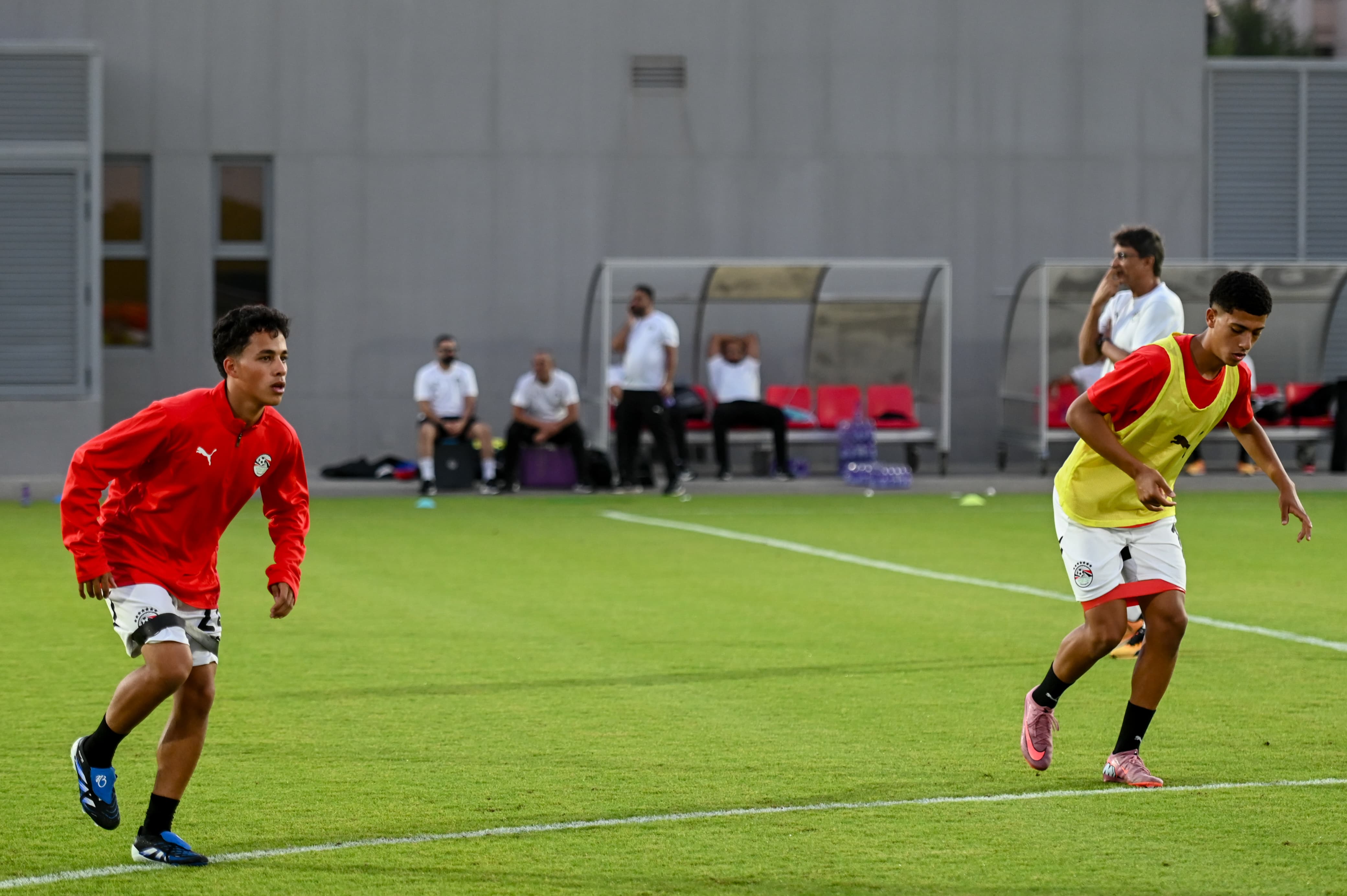 المنتخب الوطني تحت 17 عامًا يختتم استعداداته لمواجهة قطر وديًا 