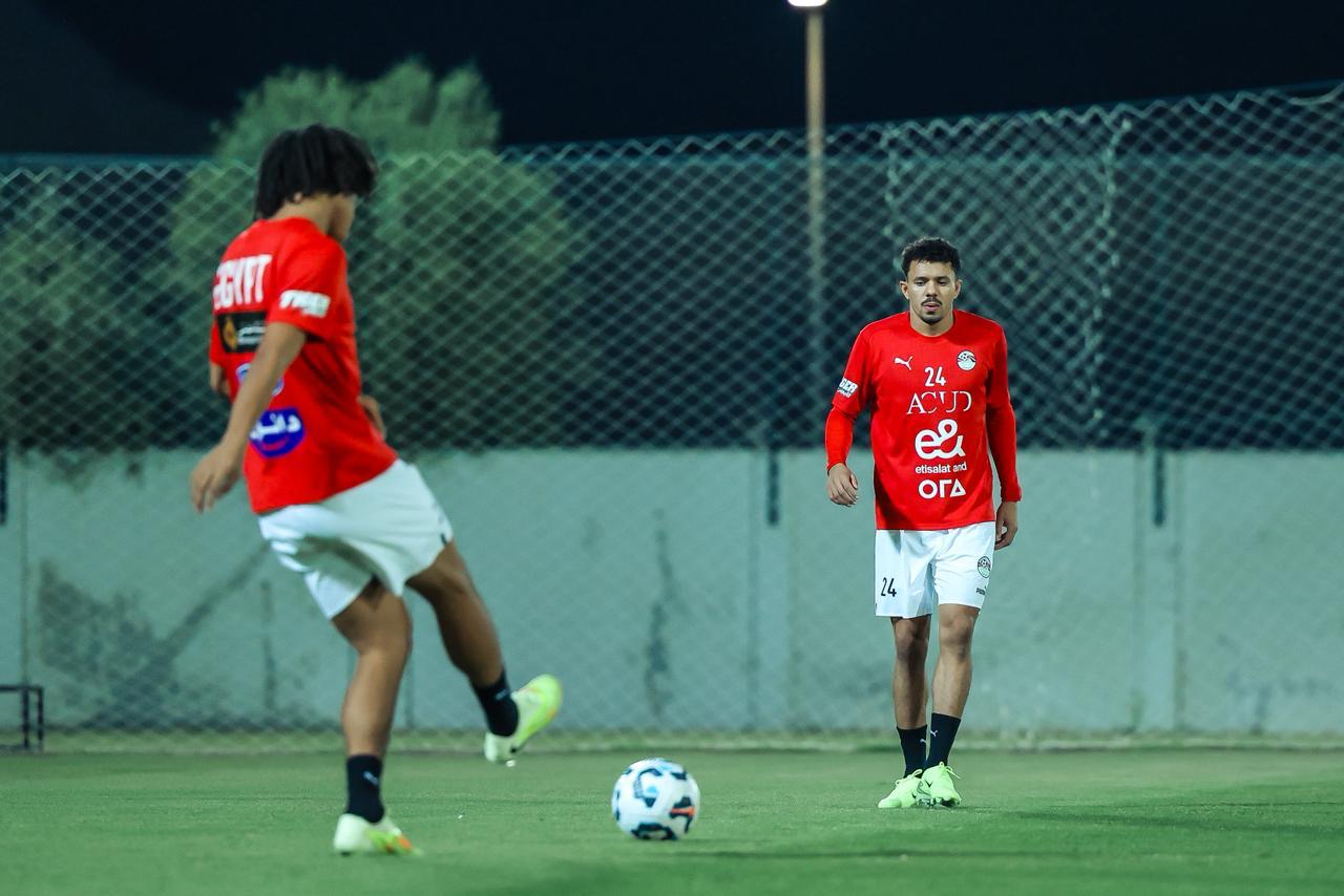 منتخب مصر يختتم تحضيراته لمواجهة أوزبكستان في دورة العين