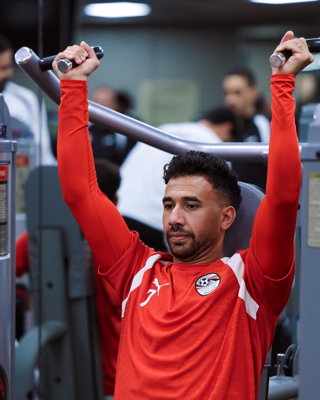 بالصور: تدريبات استشفائية وبدنية للاعبي منتخب مصر بفندق الإقامة 