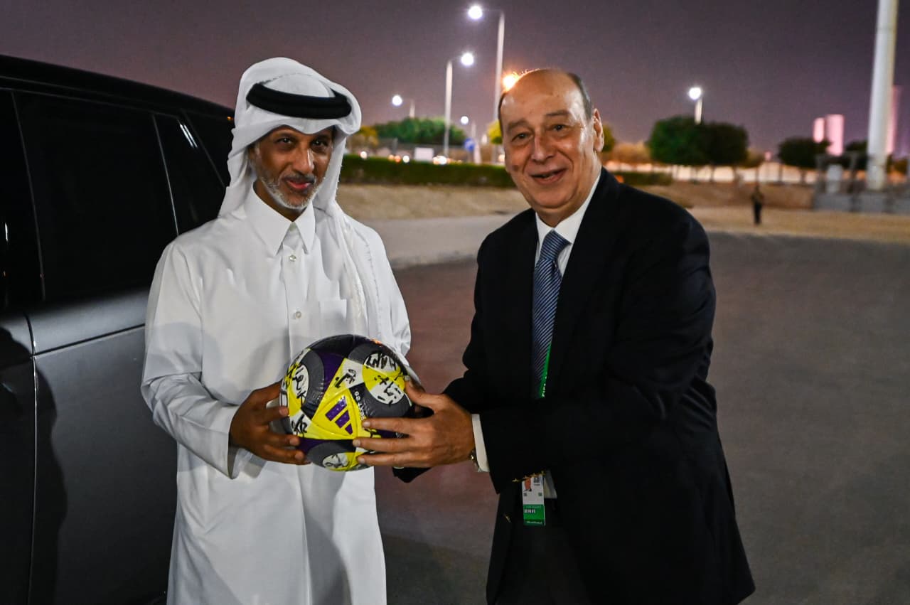 وزير الشباب والرياضة القطري يحضر مران منتخب مصر المشارك في كأس العرب