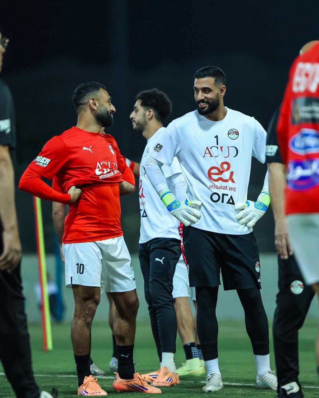 منتخب مصر يختتم تحضيراته لمواجهة أوزبكستان في دورة العين