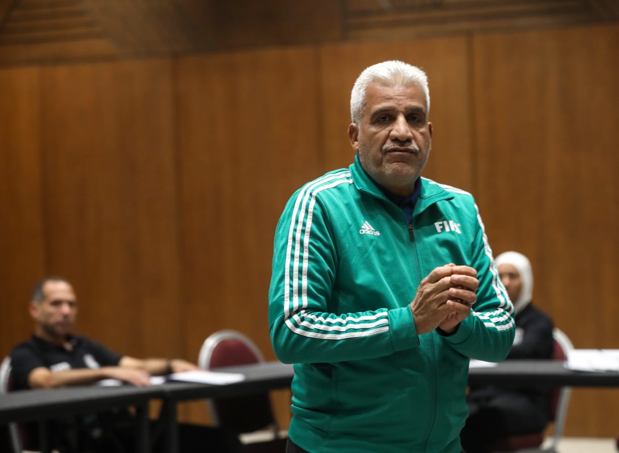 محاضرات نظرية وعملية للمحاضرين ومعدى اللياقة البدنية للحكام