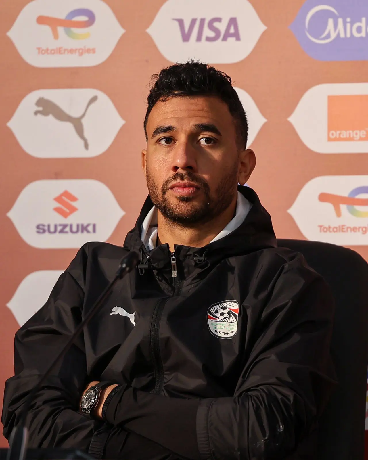 حسام حسن و"تريزيجيه" في المؤتمر الصحفي قبل لقاء كوت ديفوار غدا