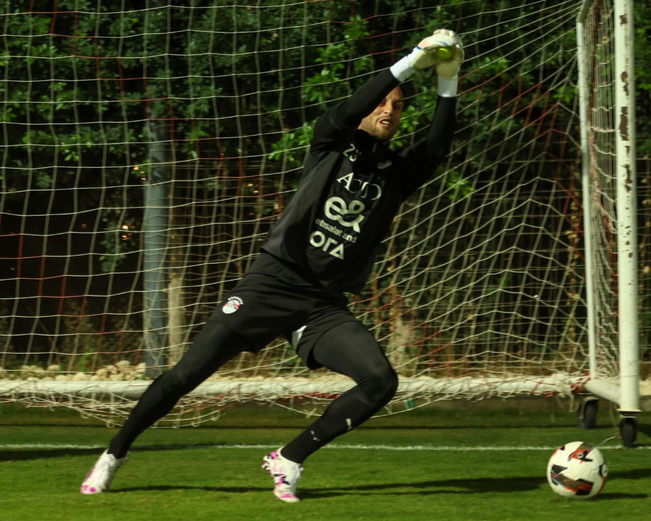 تدريب منتخب مصر المشارك في كأس العرب استعدادًا لمواجهتي الجزائر