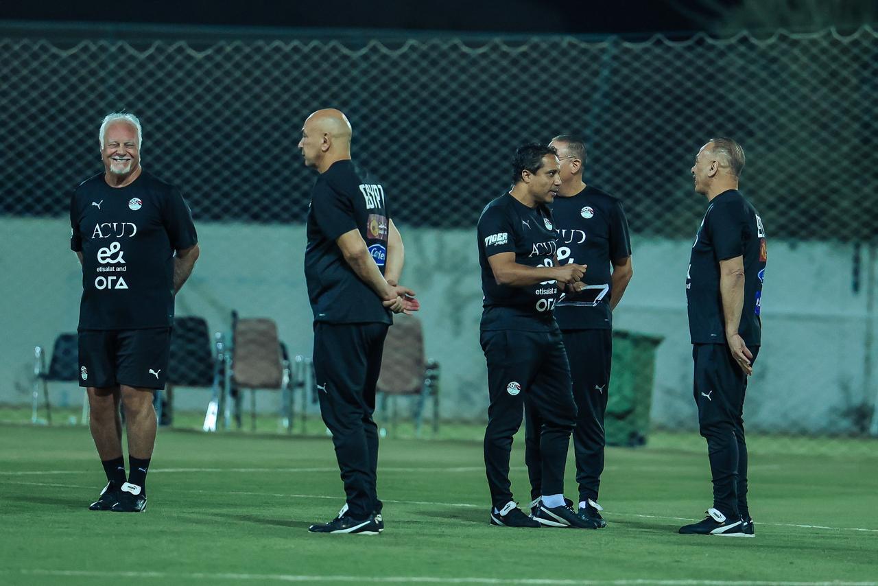 منتخب مصر يختتم تحضيراته لمواجهة أوزبكستان في دورة العين