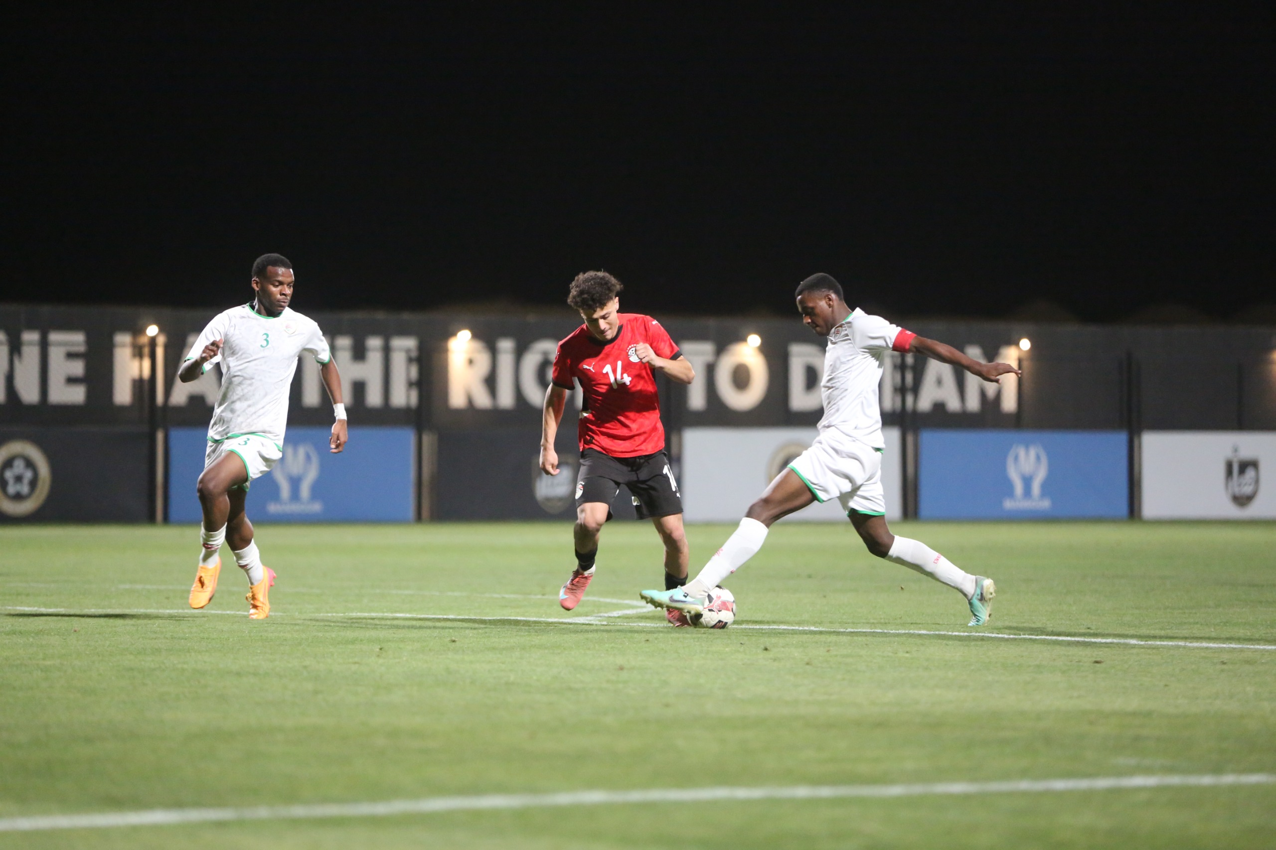 بالصور: منتخب الشباب يكرر فوزه على نظيره العماني (2 - 1) ودياً