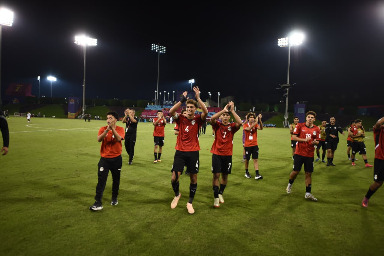 فرحة المنتخب الوطني تحت 17 سنة بعد التعادل مع فنزويلا بعشرة لاعبين